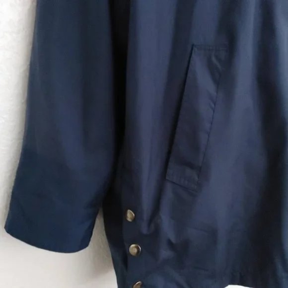 Vintage Charles Klein Men's Navy Rain Jacket (12) - Picture 8 of 10